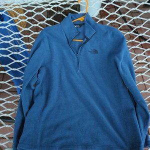 North face pullover